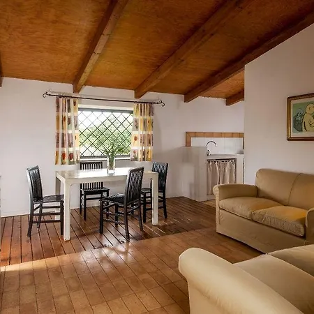 Casali Santa Brigida Country house