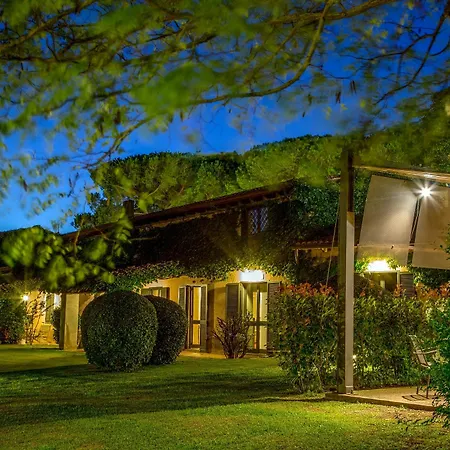 Casali Santa Brigida Country house *